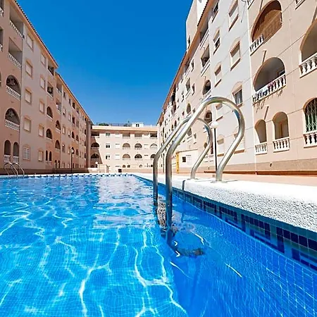 Cozy In Downtown Area Torrevieja